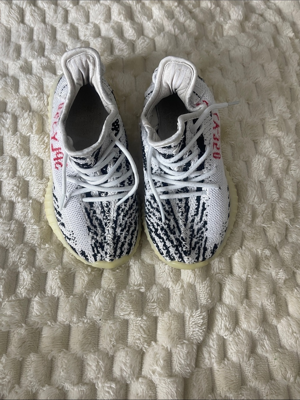Kids Yeezy Boost 350 V2 Zebra Pattern Lace Up